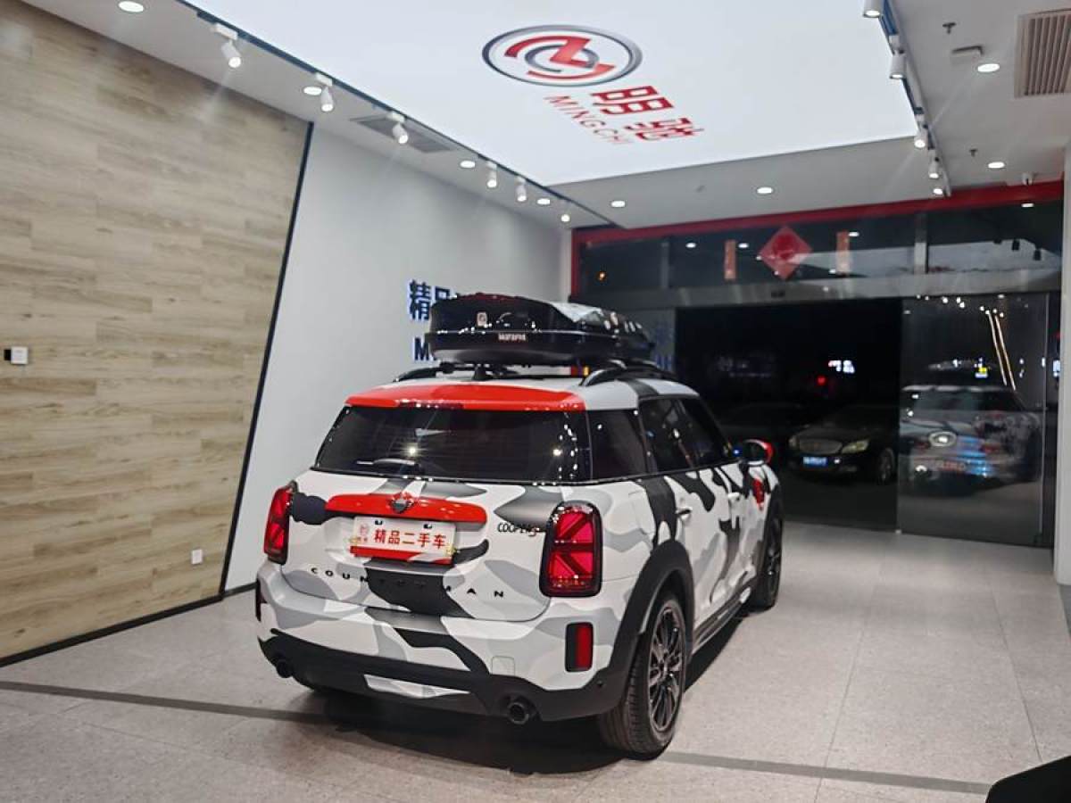 MINI COUNTRYMAN  2022款 2.0T COOPER S ALL4 黑標(biāo)特別版圖片