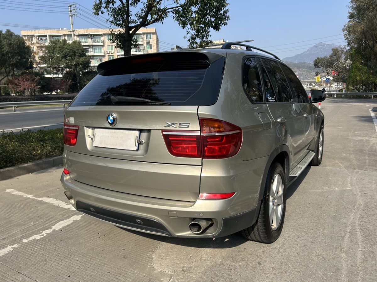 寶馬 寶馬X5  2011款 xDrive35i 尊貴型圖片