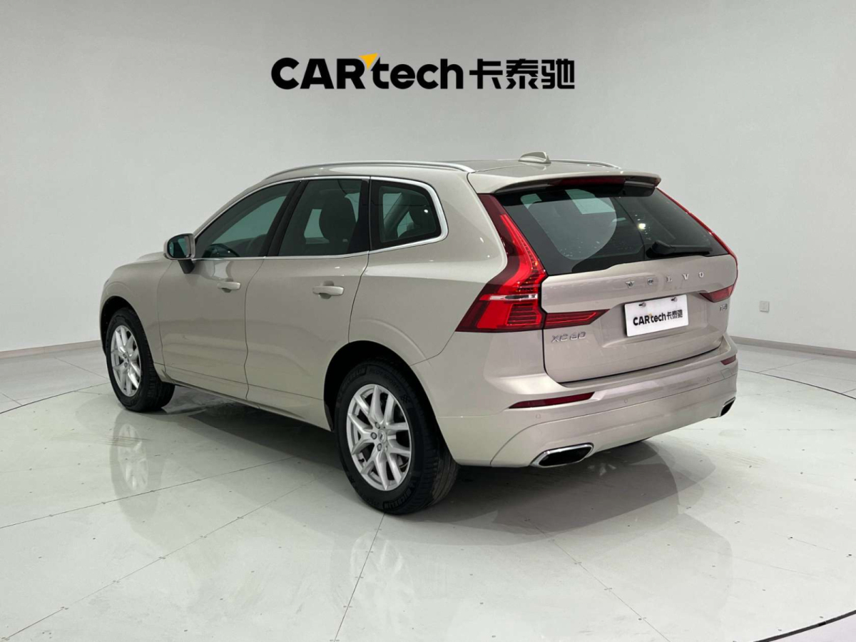 沃爾沃 XC60  2019款 T5 四驅(qū)智逸版圖片