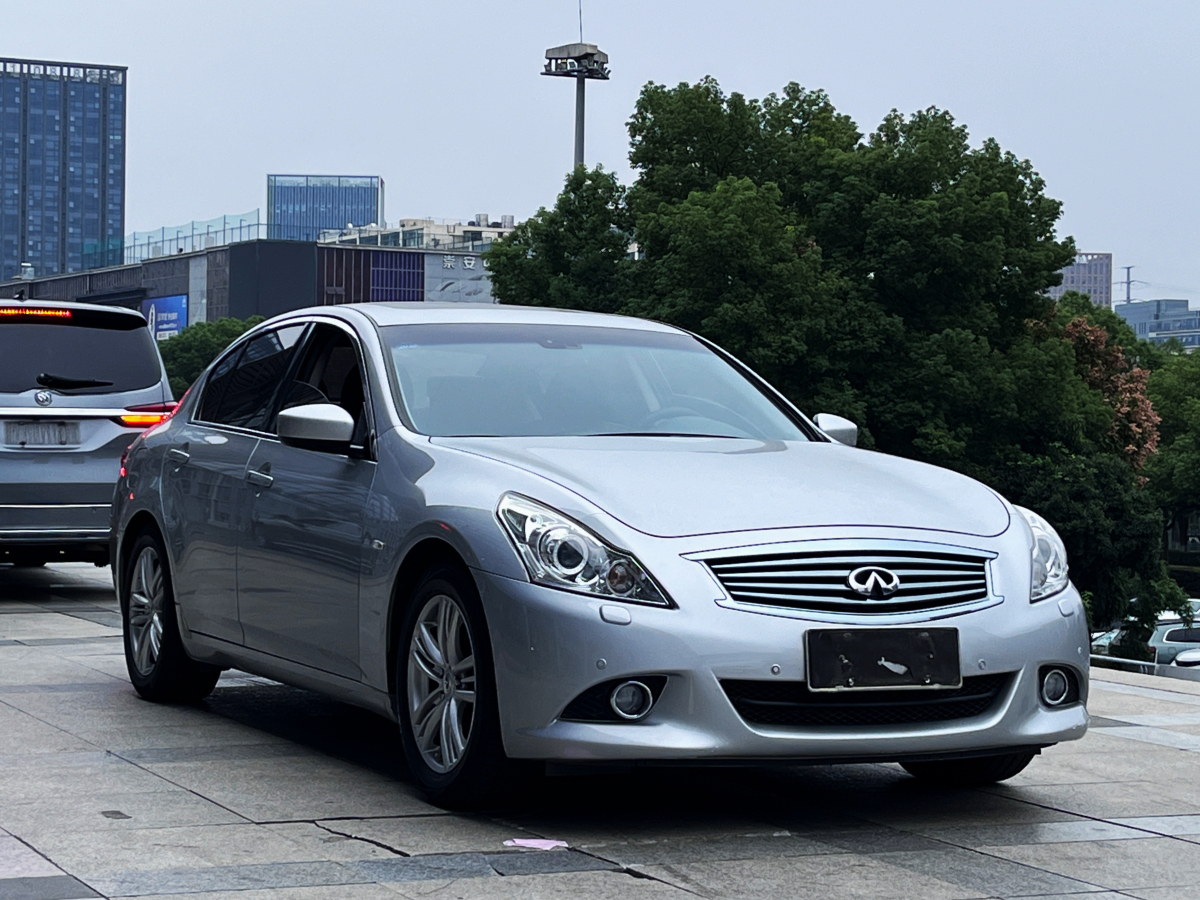 2013年3月英菲尼迪 G系  2013款 G25 Sedan 豪華運動版