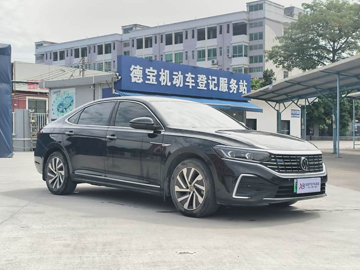 2022年2月大眾 帕薩特新能源  2023款 430PHEV 混動(dòng)豪華版