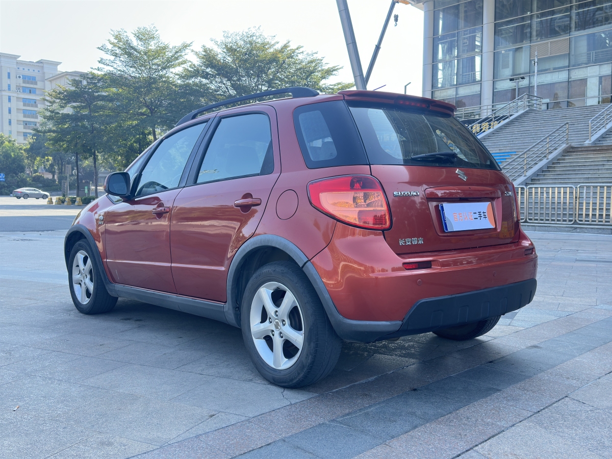 2009年11月鈴木 天語 SX4  2008款 兩廂 1.6L 自動運(yùn)動休旅型