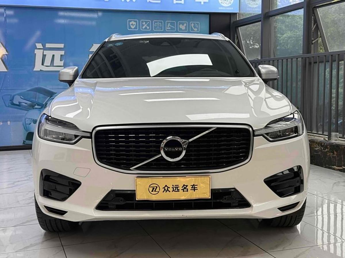 沃爾沃 XC60  2018款 T5 四驅(qū)智遠運動版圖片