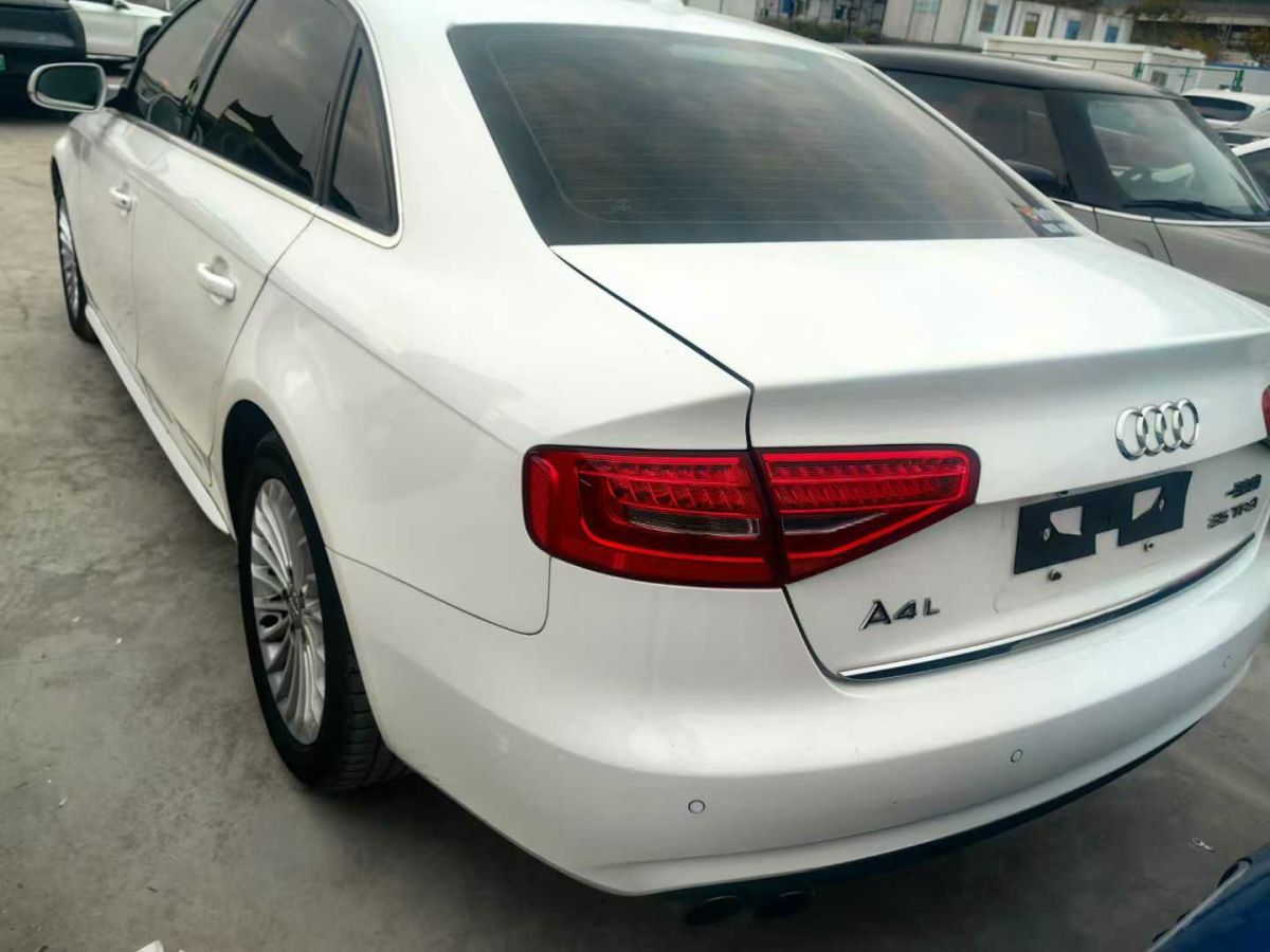 奧迪 奧迪A4L  2015款 A4L 1.8TFSI 30TFSI 舒適型圖片