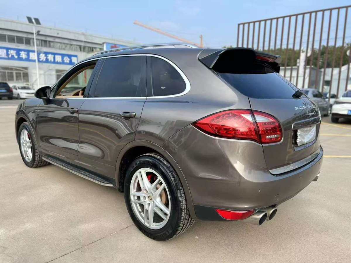 保時(shí)捷 Cayenne  2011款 Cayenne 3.0T圖片