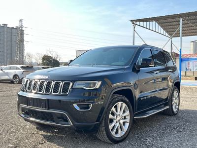 2018年10月 Jeep 大切諾基(進(jìn)口) 3.0L 舒享導(dǎo)航版圖片