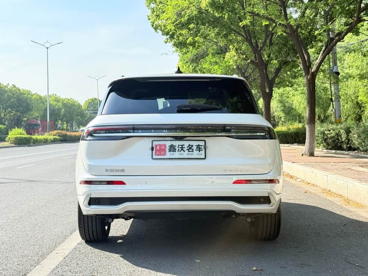 林肯 冒險(xiǎn)家  2024款 2.0T 四驅(qū)尊耀版圖片