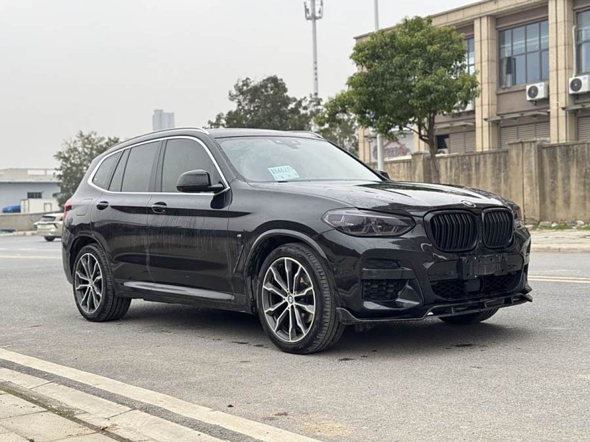 寶馬 寶馬X3  2020款 xDrive30i 領(lǐng)先型 M運動套裝圖片