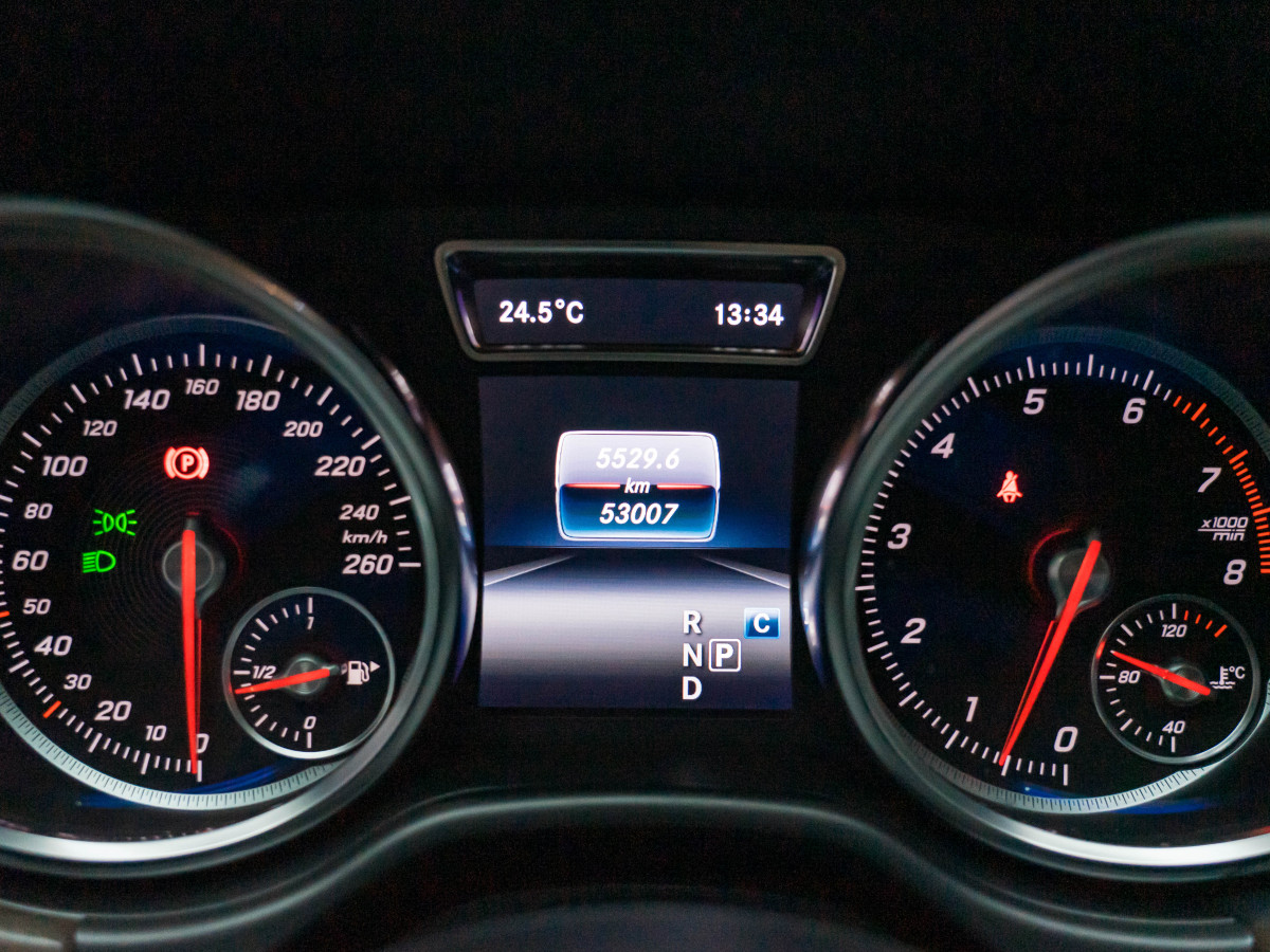 奔驰 奔驰GLE  2017款 GLE 320 4MATIC 动感型图片