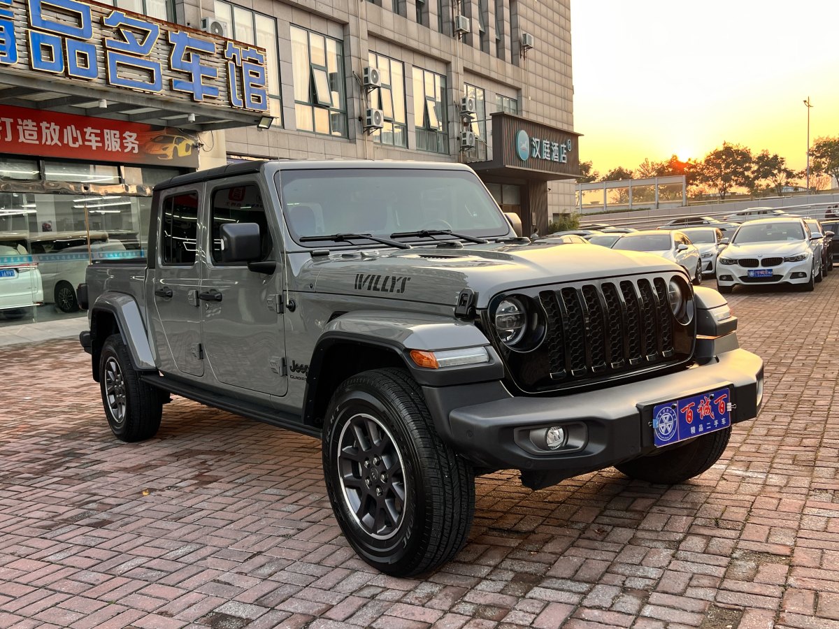 2023年3月Jeep 角斗士  2022款 3.6L 先行版