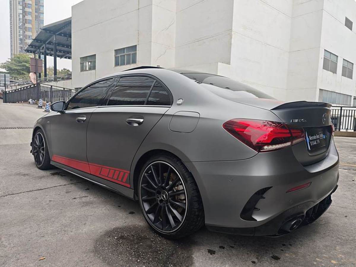 奔馳 奔馳A級AMG  2023款 AMG A 35 4MATIC圖片