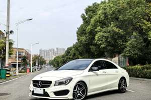 奔驰CLA级 奔驰 CLA 260 4MATIC