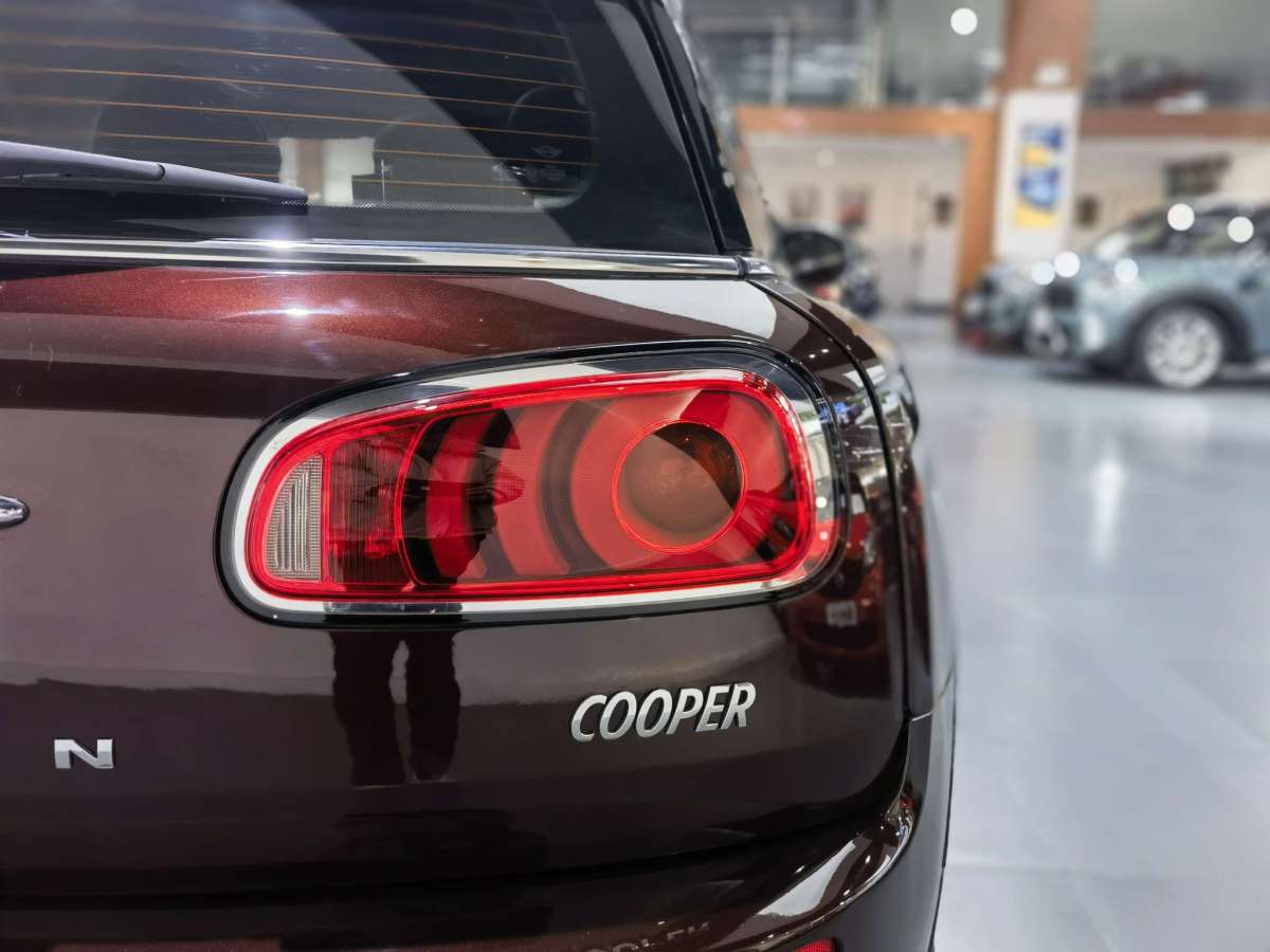 MINI CLUBMAN  2018款 1.5T COOPER 藝術(shù)家圖片