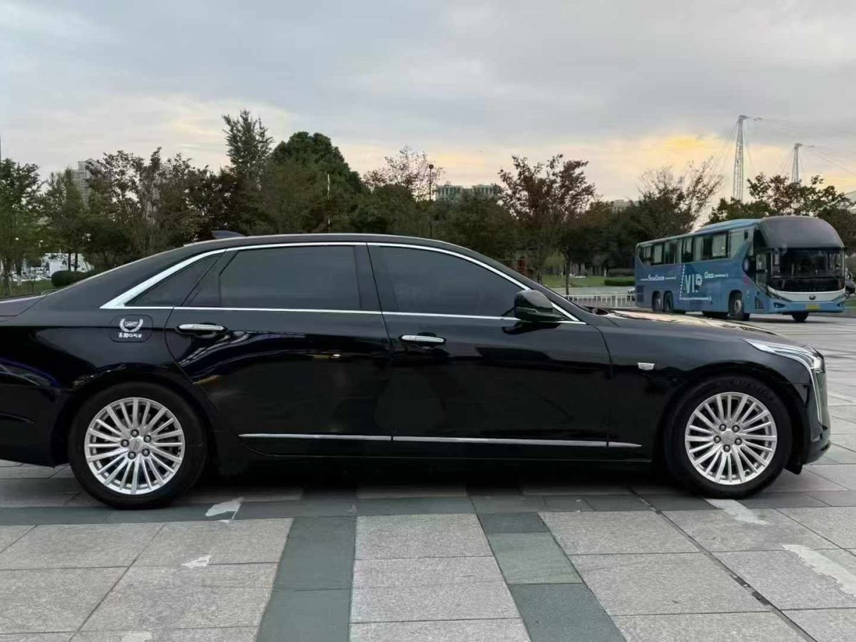 凱迪拉克 CT6  2022款 28T 豪華型圖片