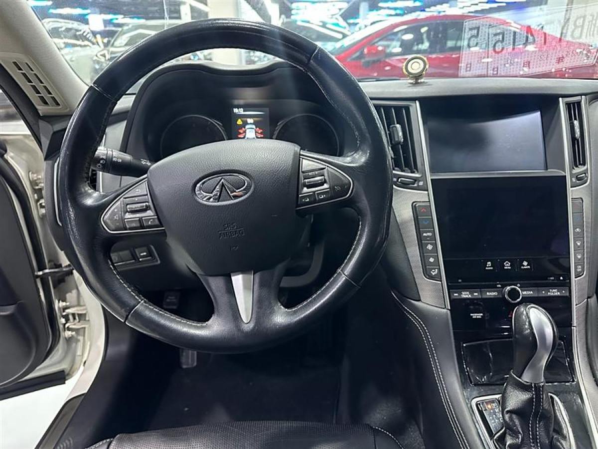 英菲尼迪 Q50L  2015款 2.0T 悅享版圖片