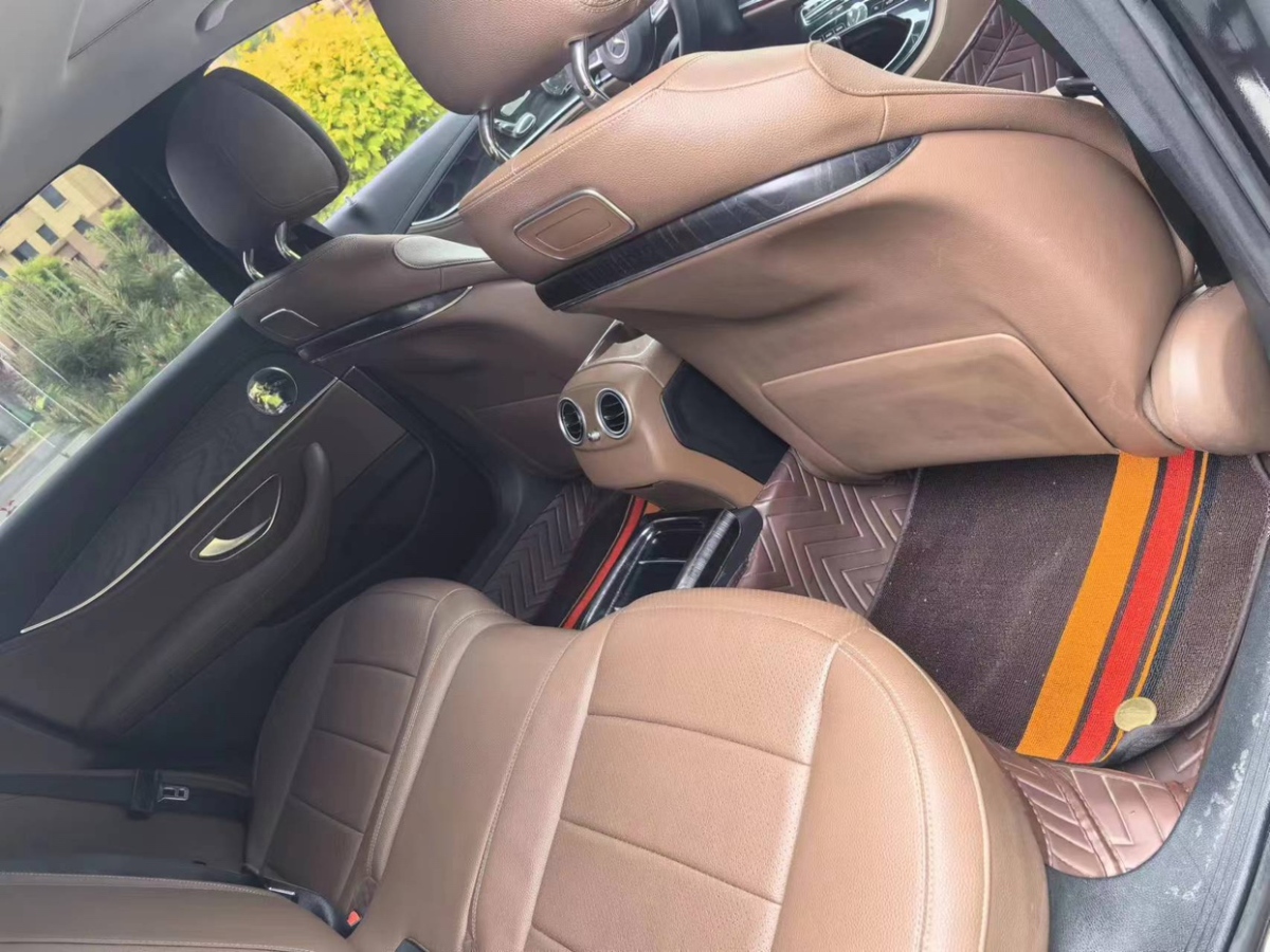 奔驰 奔驰E级  2017款 E 200 L 运动型 4MATIC图片