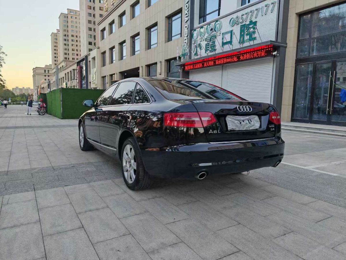 奧迪 奧迪A6L  2010款 A6L 2.8FSI 豪華型圖片