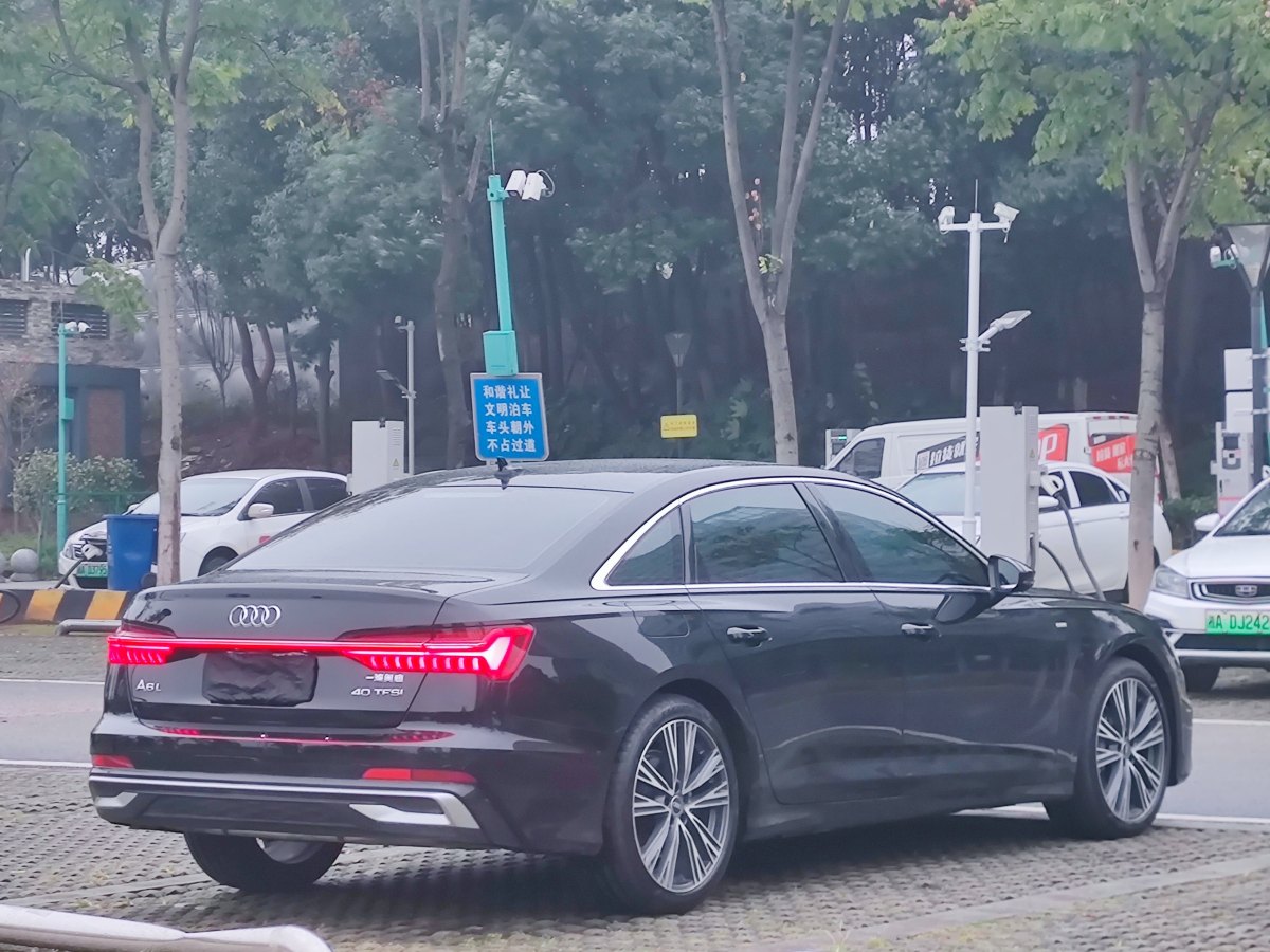 奧迪 奧迪A6L  2023款 改款 40 TFSI 豪華動(dòng)感型圖片