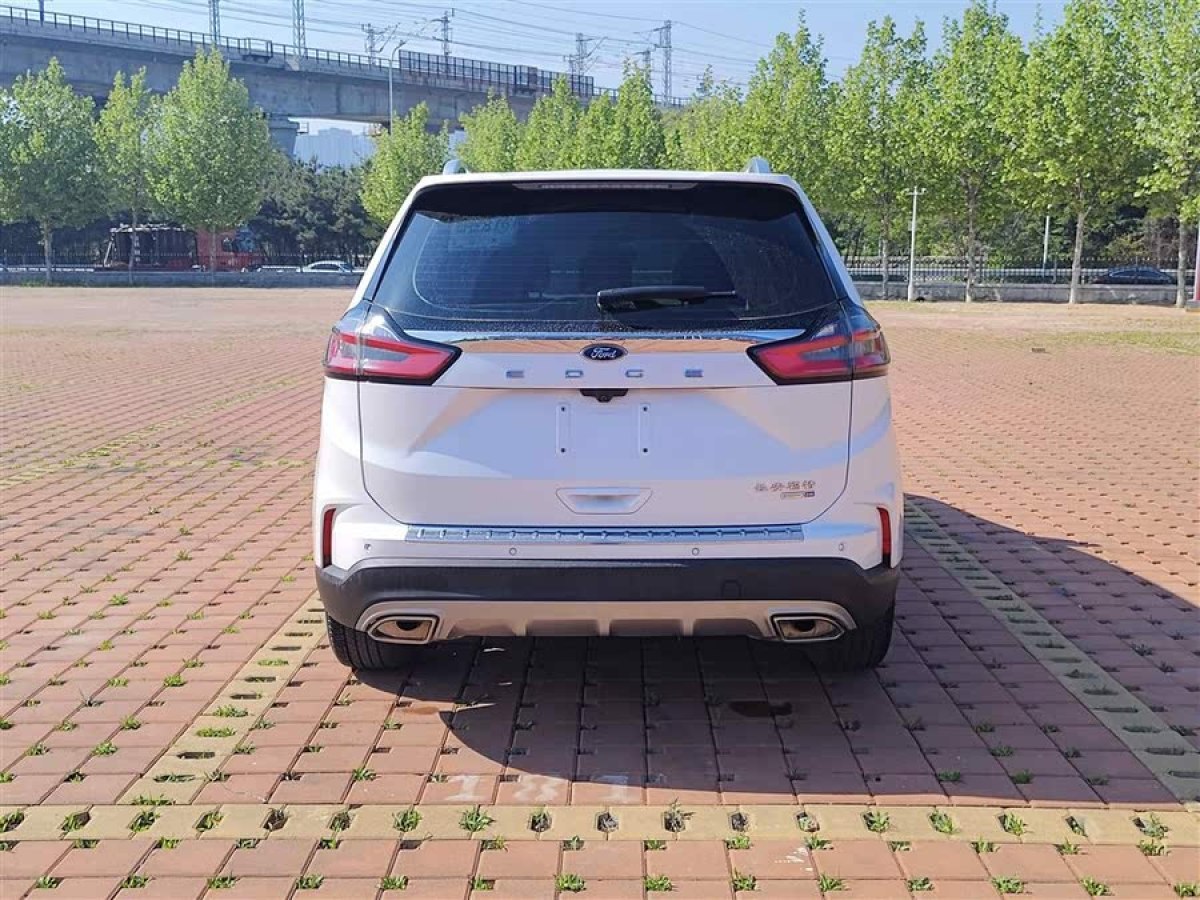 福特 銳界  2021款 PLUS EcoBoost 245 兩驅(qū)鉑銳型 5座圖片