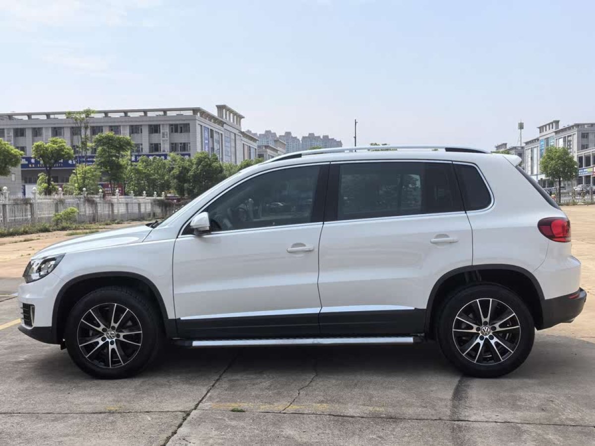 大眾 途觀  2016款 300TSI 自動兩驅(qū)豪華版圖片