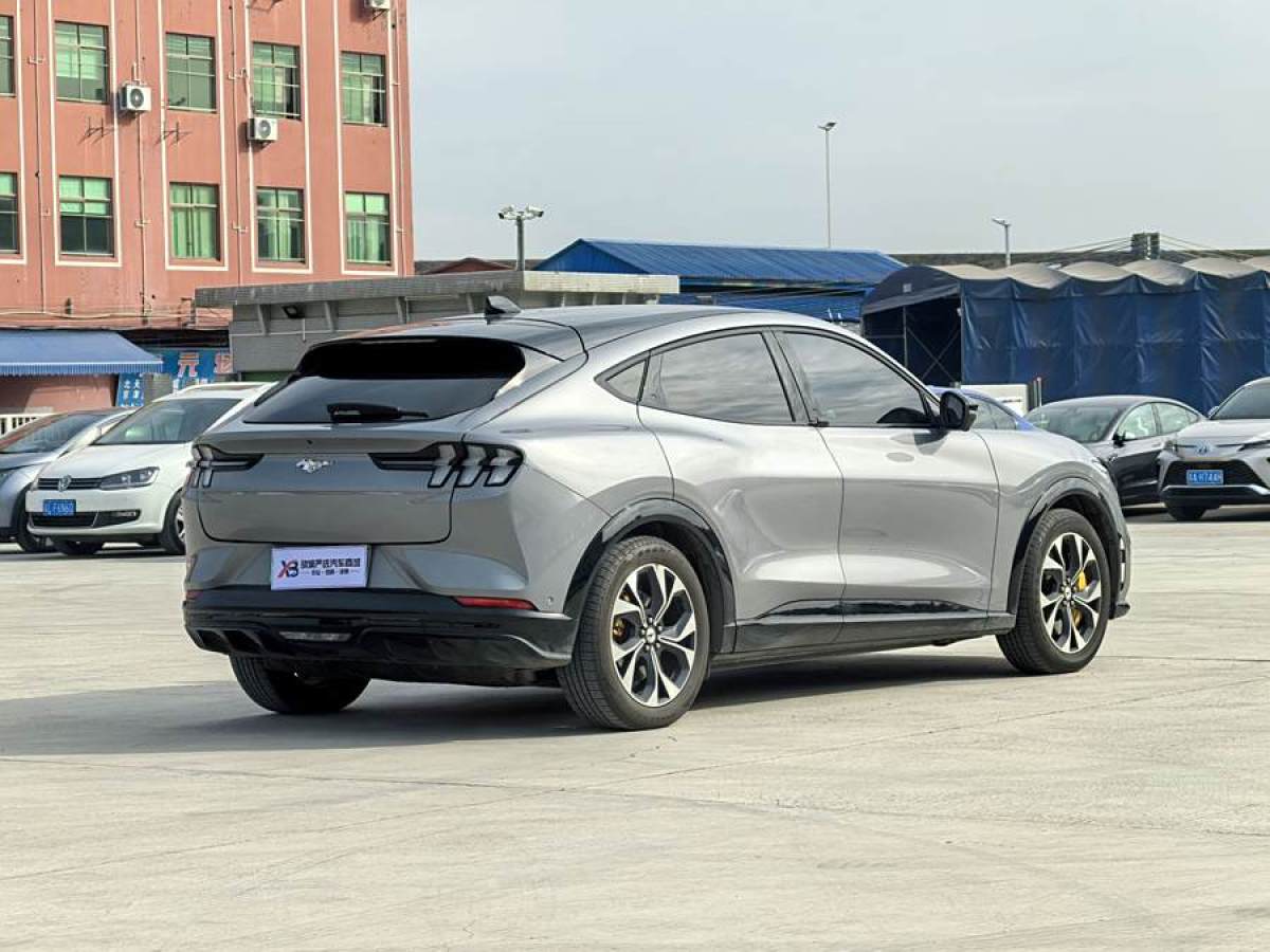 福特 Mustang Mach-E  2021款 長續(xù)航后驅(qū)版圖片