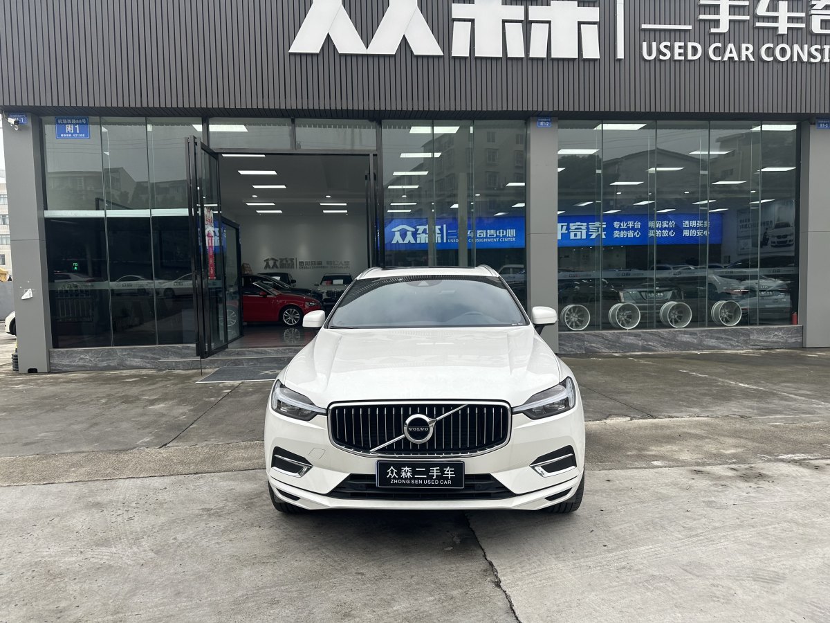 沃爾沃 XC60  2021款 T5 四驅(qū)智遠(yuǎn)豪華版圖片