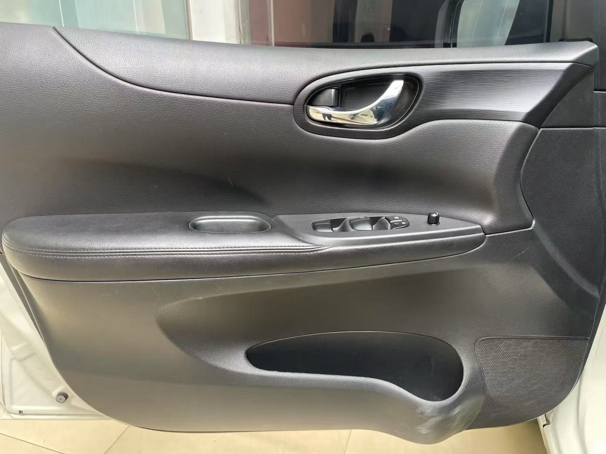 日產(chǎn) 騏達(dá)  2014款 1.6L CVT舒適型圖片