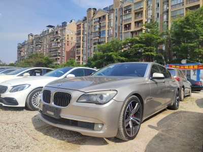 2011年9月 宝马 宝马7系(进口) 740i 4.4 V8图片