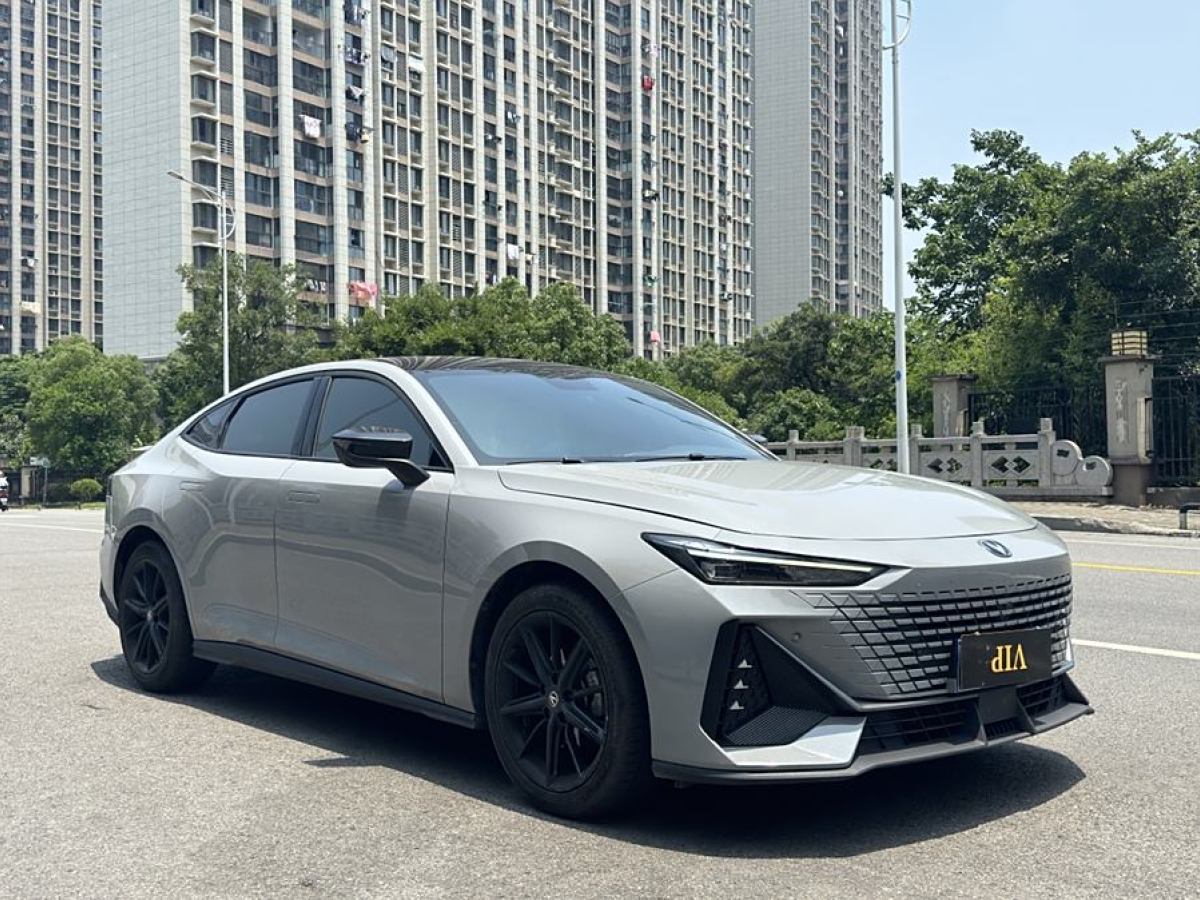 長安 長安UNI-V  2022款 1.5T 卓越型圖片