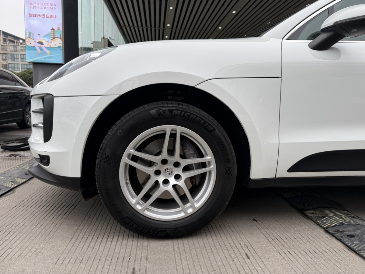 2019年3月保時(shí)捷 Macan  2018款 Macan 2.0T