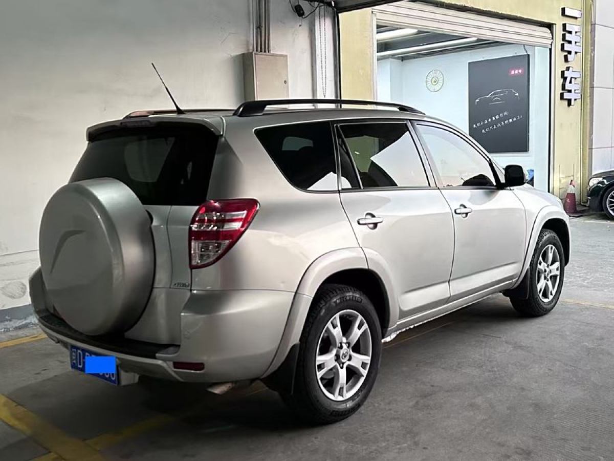 豐田 RAV4榮放  2012款 炫裝版 2.4L 自動四驅豪華圖片