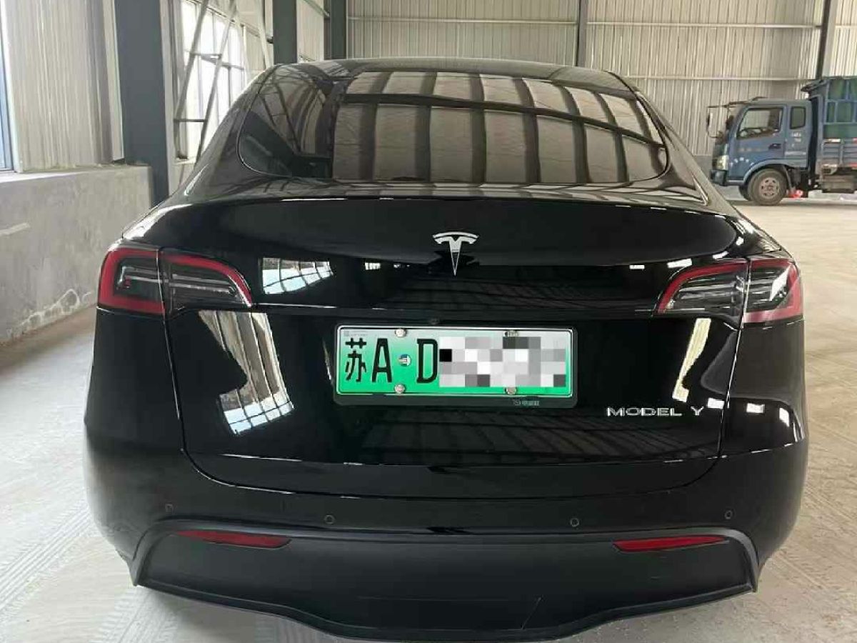 特斯拉 Model S  2023款 三電機(jī)全輪驅(qū)動(dòng) Plaid版圖片