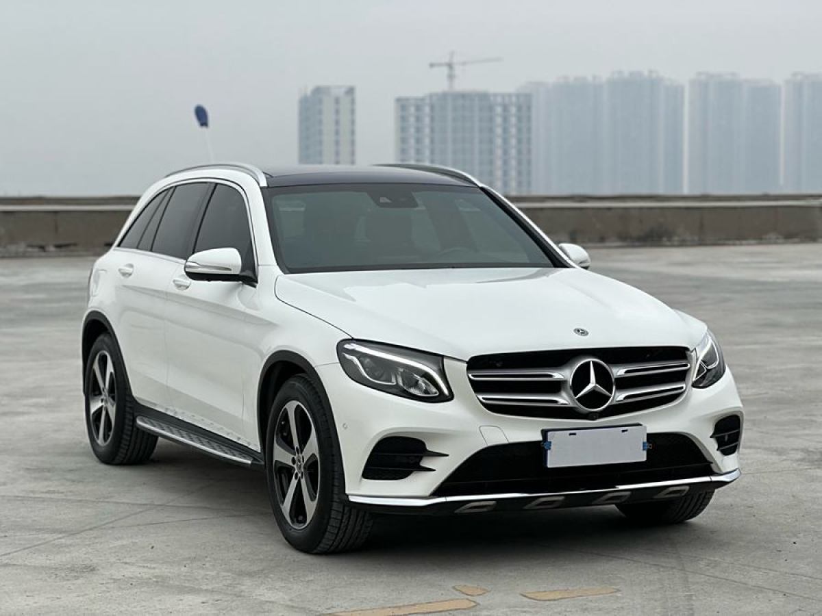 奔馳 奔馳GLC  2018款 改款 GLC 260 4MATIC 豪華型圖片