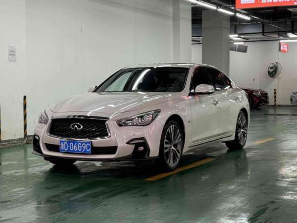 英菲尼迪 Q50L  2020款 2.0T 30周年限量版