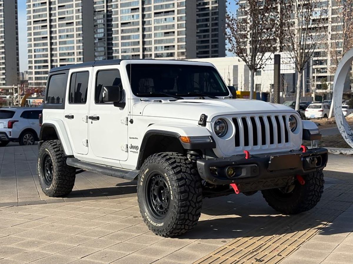 Jeep 牧馬人  2019款 2.0T Sahara 四門版 國VI圖片