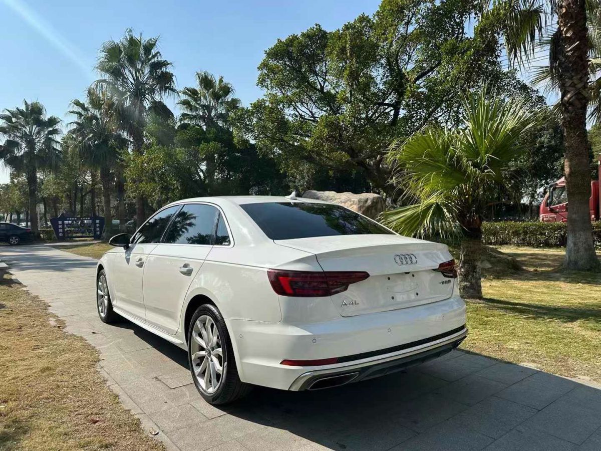 奧迪 奧迪A4L  2019款 35 TFSI 進(jìn)取型 國(guó)V圖片