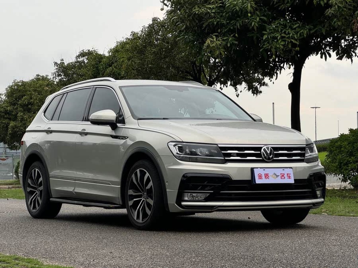 大眾 途觀L  2023款 改款 330TSI 自動(dòng)兩驅(qū)R-Line越享版圖片