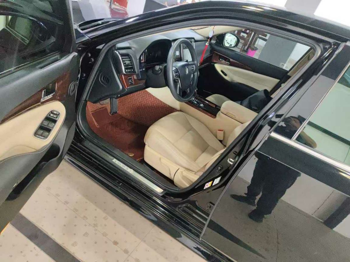 豐田 皇冠  2015款 2.0T 先鋒版圖片