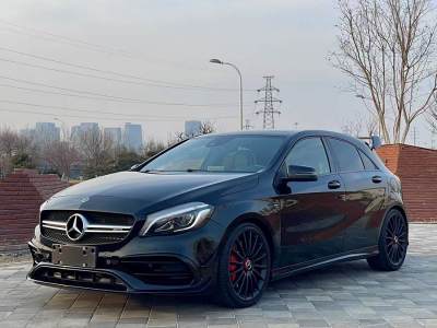 2017年3月 奔馳 奔馳A級(jí)AMG AMG A 45 4MATIC圖片