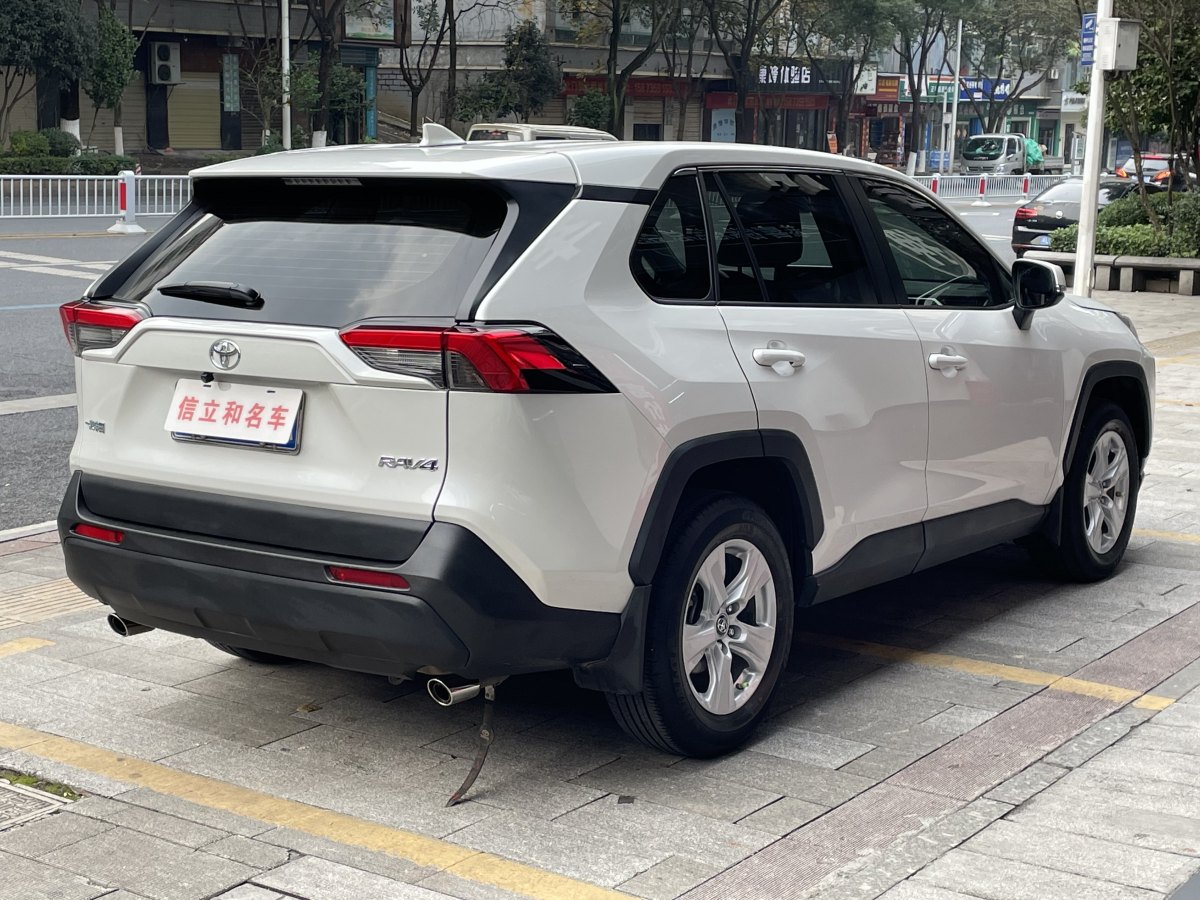 豐田 RAV4  2018款 榮放 2.0L CVT兩驅都市版圖片