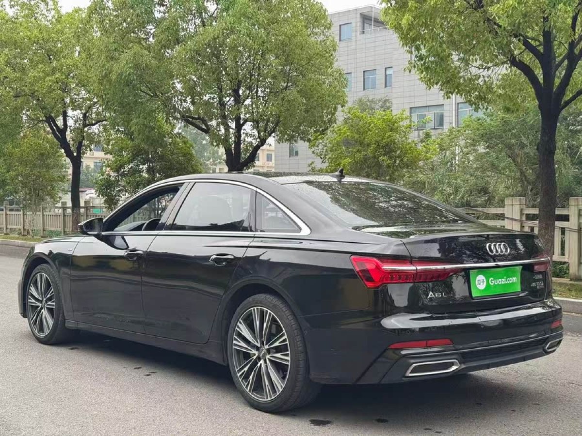 奧迪 奧迪A6L  2019款 45 TFSI quattro 臻選動感型圖片