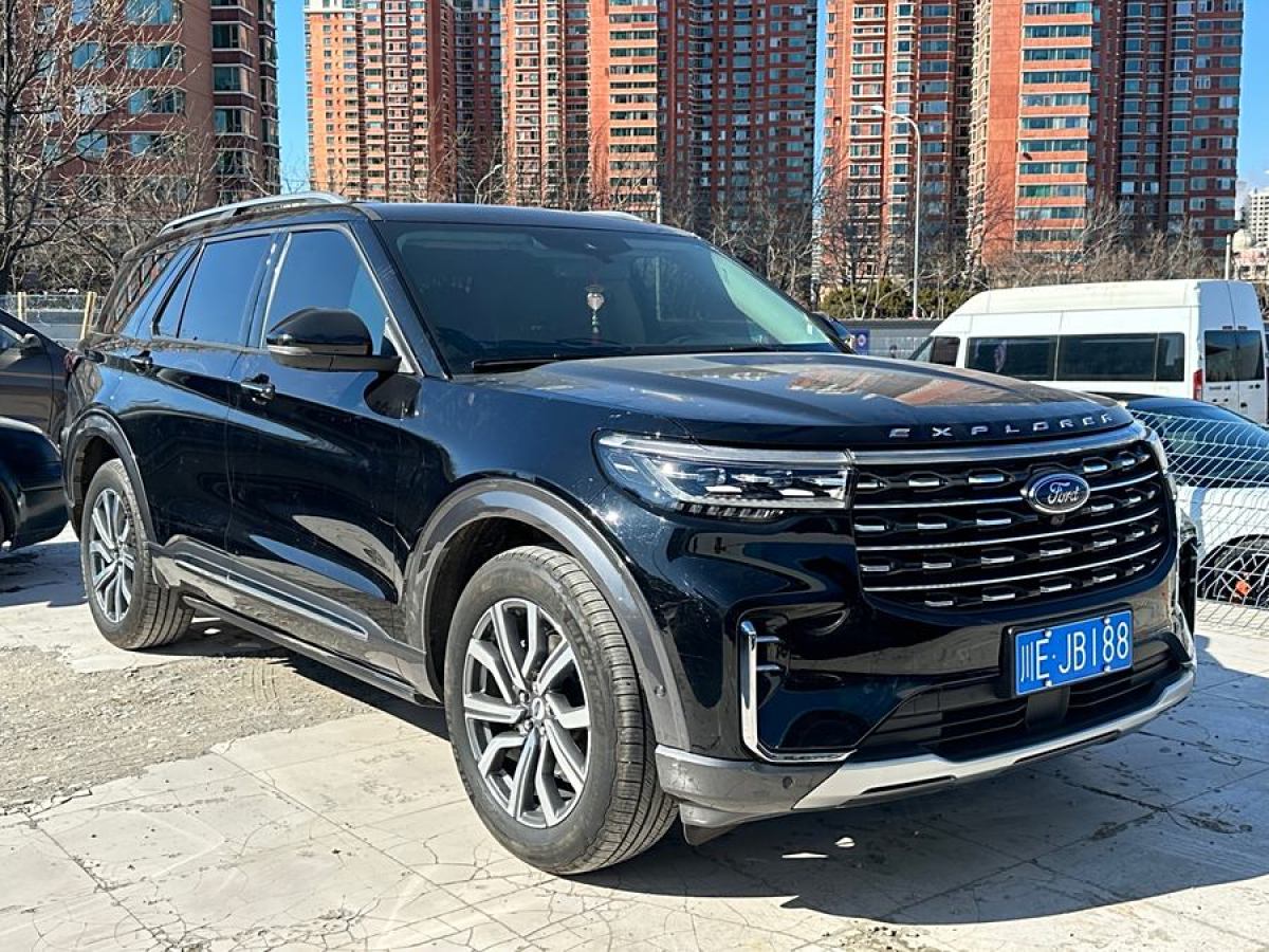 福特 探險(xiǎn)者  2024款 2.3T EcoBoost 四驅(qū)鈦金版 6座圖片