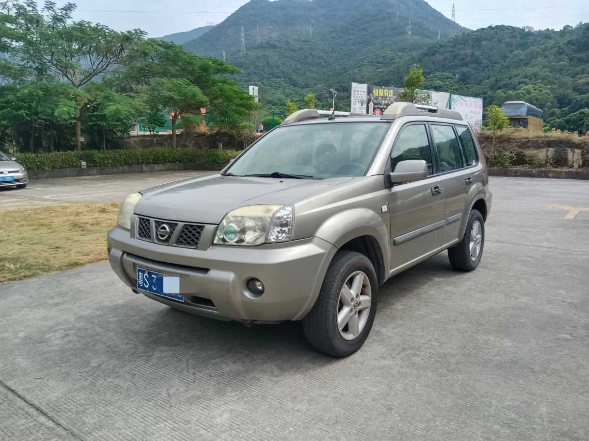 日產(chǎn) 奇駿  2004款 2.5 標準型圖片