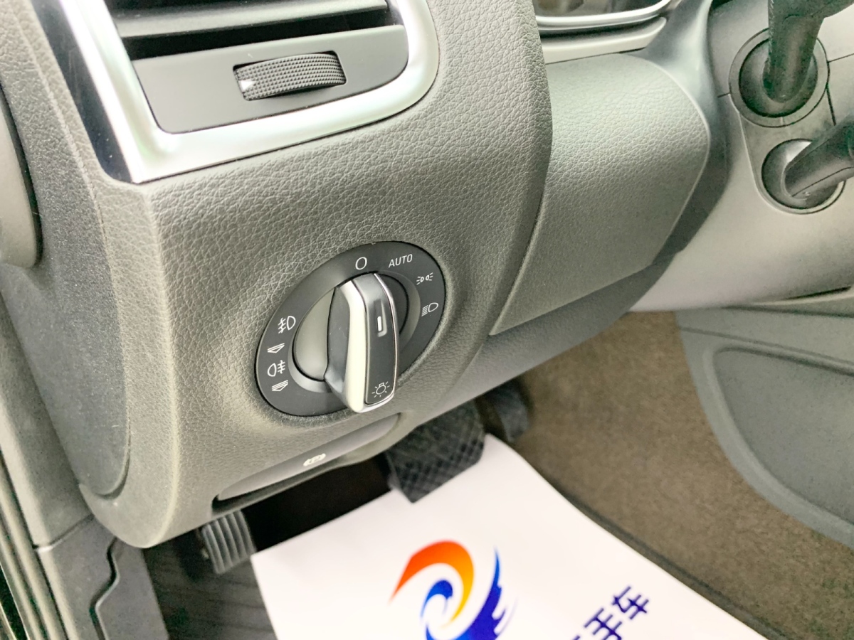 奧迪 奧迪Q7  2013款 35 TFSI 進(jìn)取型圖片