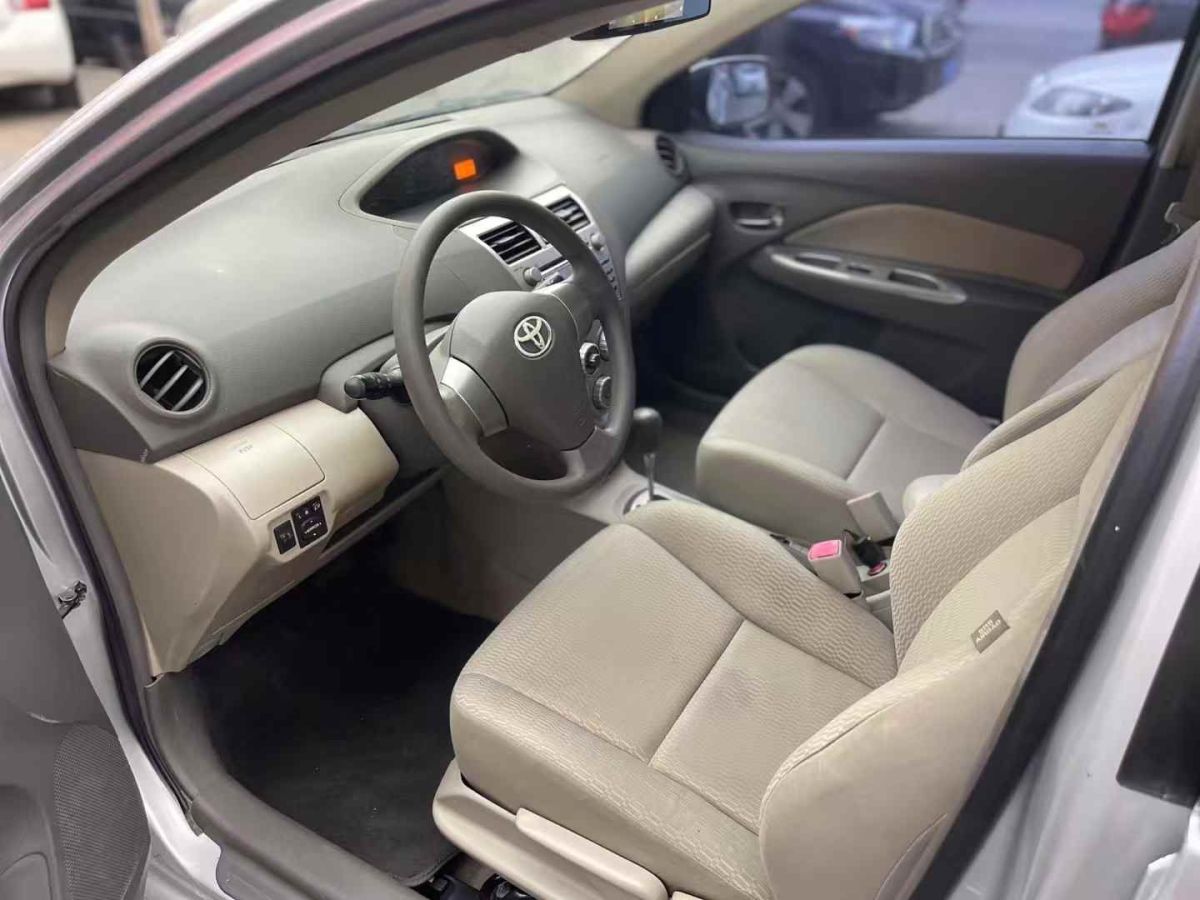 豐田 威馳  2011款 1.6L GL-i 天窗版 AT圖片