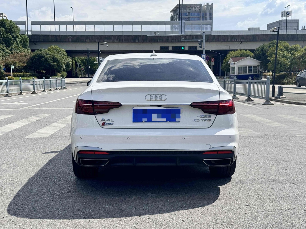 2022年6月奧迪 奧迪A4L  2022款 40 TFSI 時尚動感型