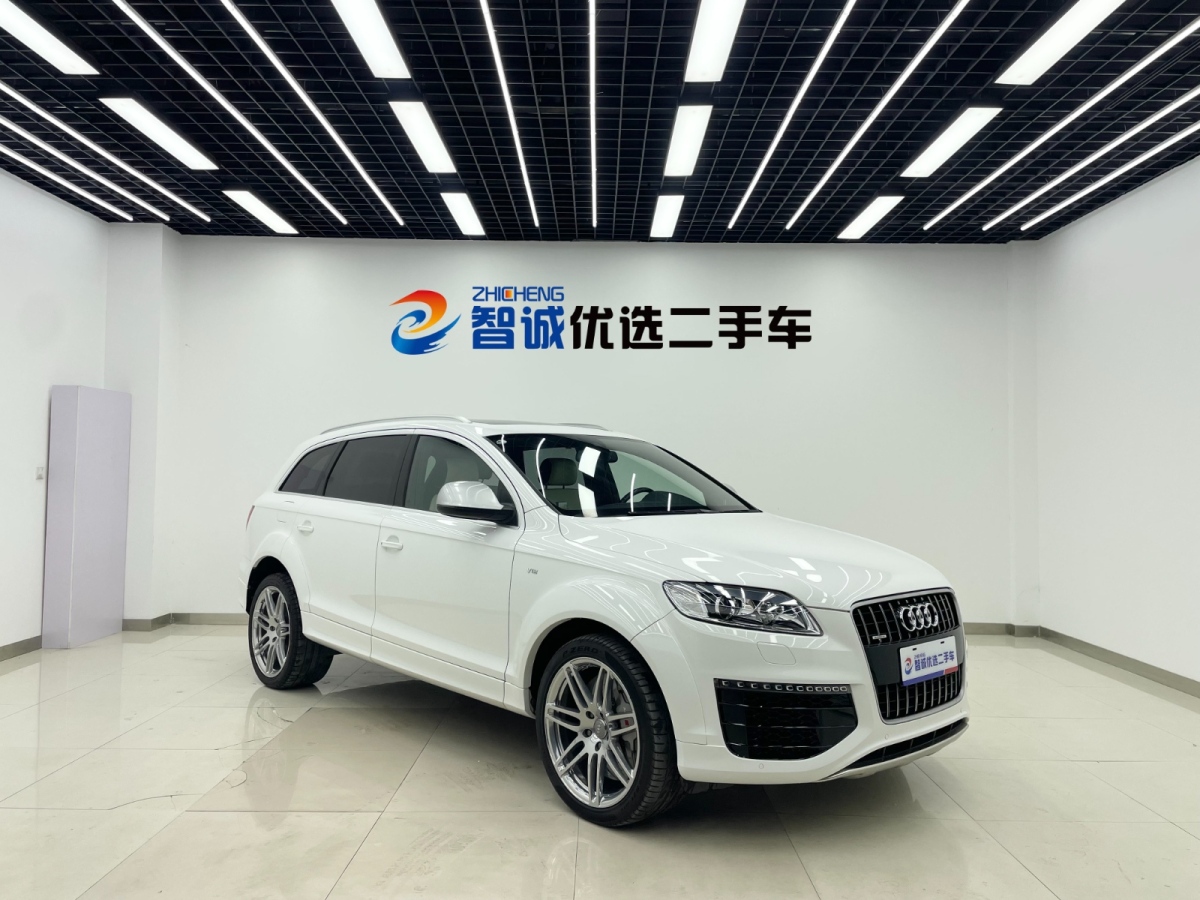 2010年10月奧迪 奧迪Q7  2012款 6.0 V12 TDI 旗艦型