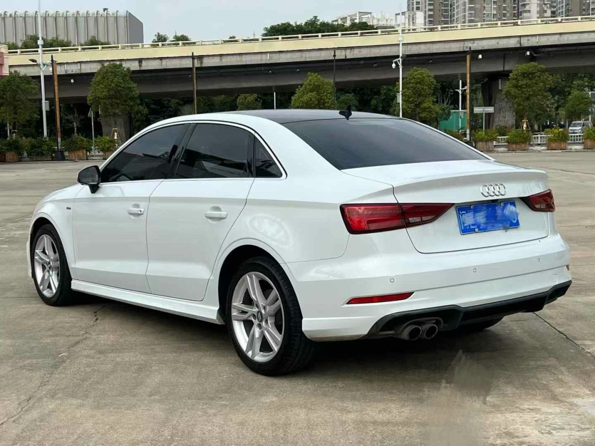 奧迪 奧迪A3  2019款 A3 35TFSI Limousine時(shí)尚型圖片