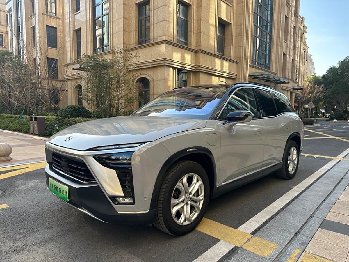 蔚來(lái) ES8  2020款 580KM 基準(zhǔn)版 六座版圖片