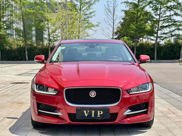 捷豹 XE  2017款 2.0T 200PS R-Sport